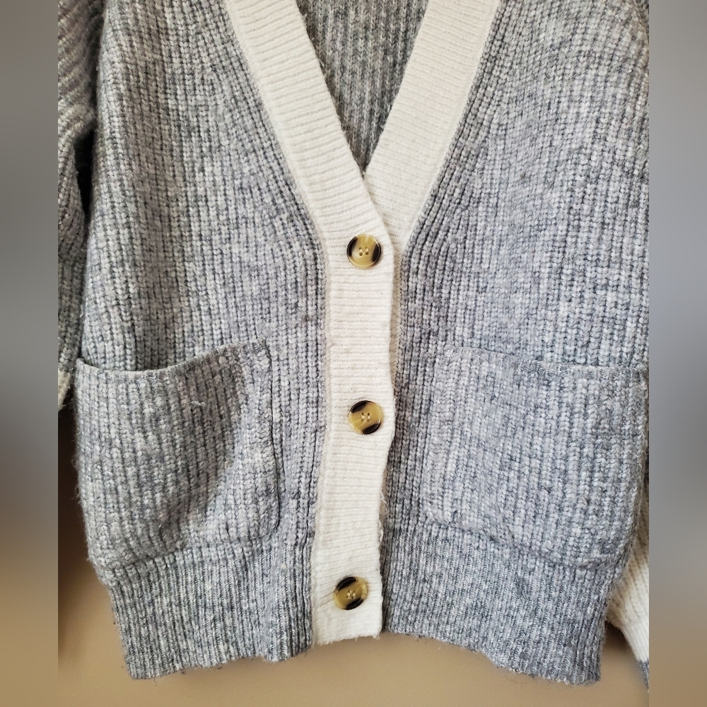 Varsity Style Cardigan - Picture 4 of 11